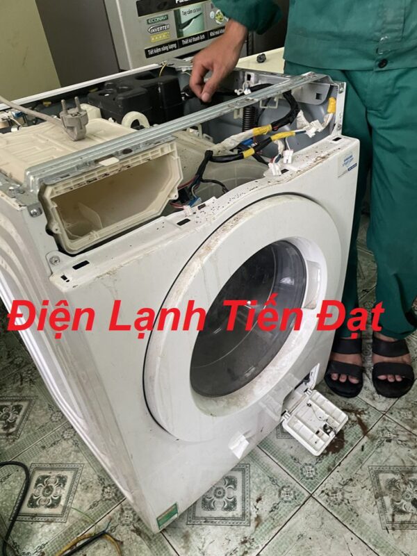 sua-may-giat-electrolux-1