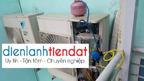 sua-dieu-hoa-daikin-1