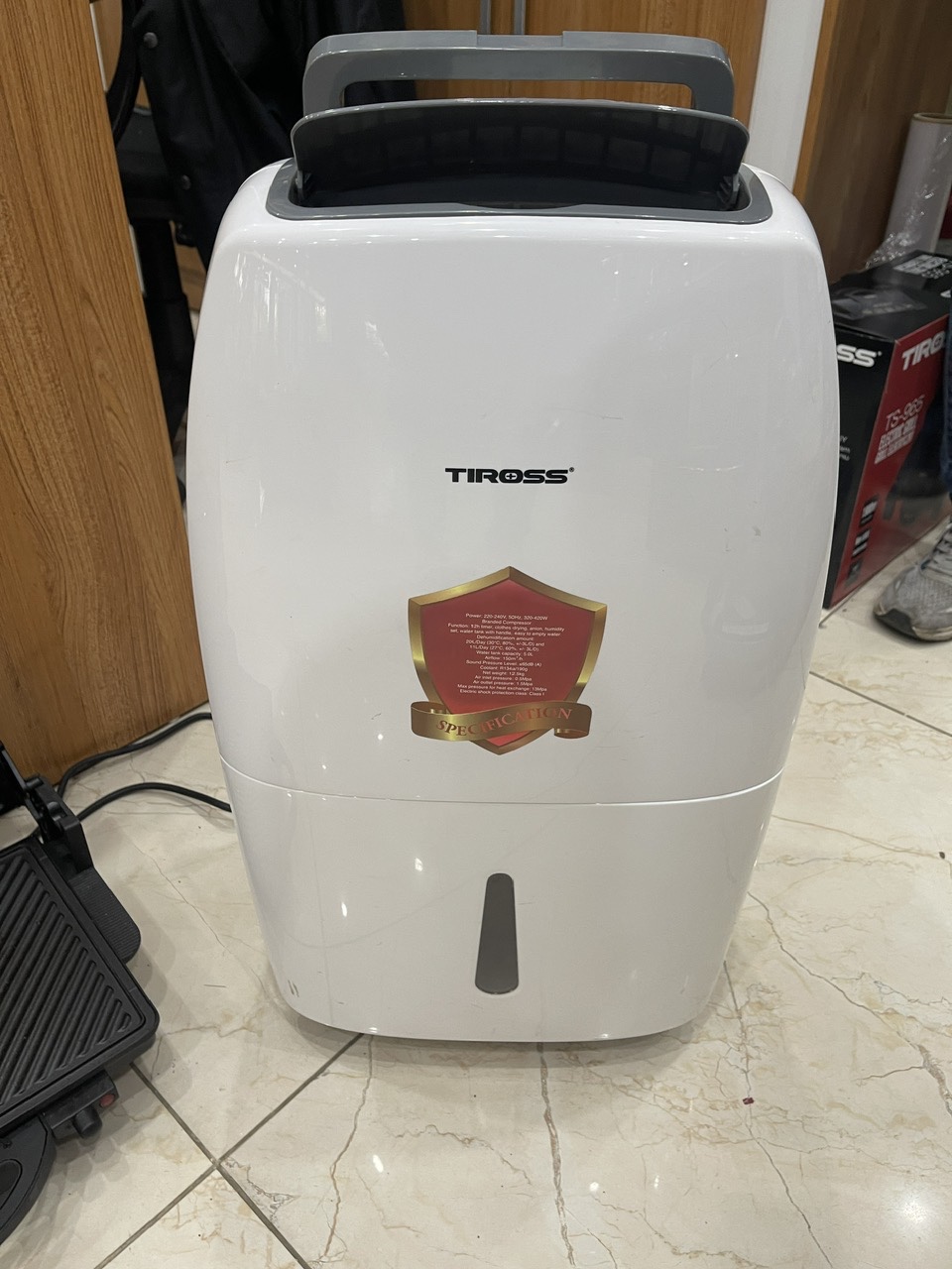 sua-may-hut-am-tai-cau-giay-3