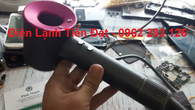 sua-may-say-toc-dyson-1